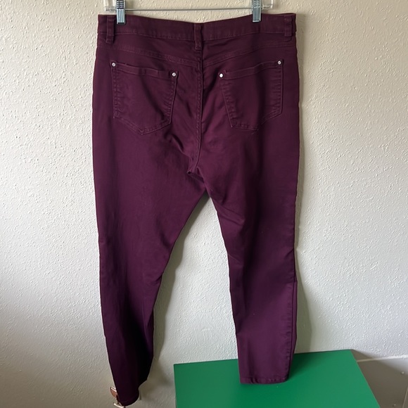 Lauren Conrad Maroon Jeans (14L) - Picture 3 of 3